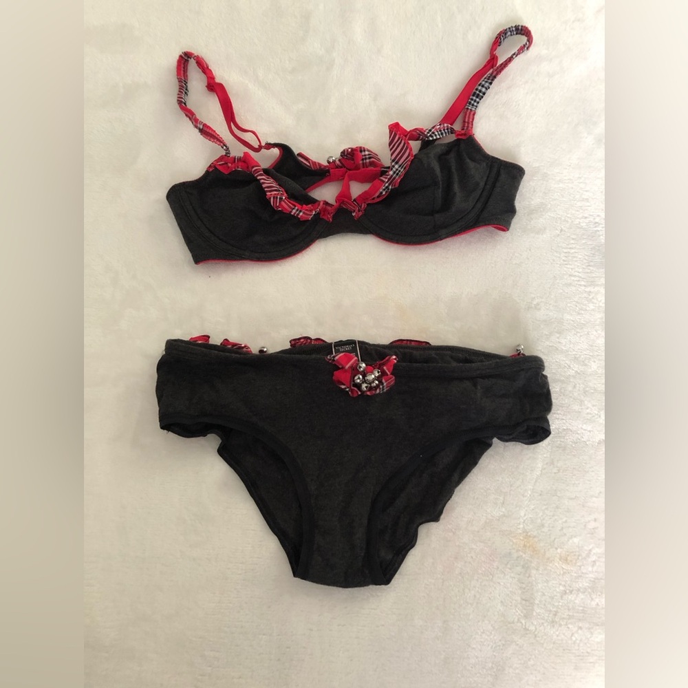 Victoria’s Secret cotton blended bells bra and bottom set, bra 34B, bottom SP - Picture 3 of 10